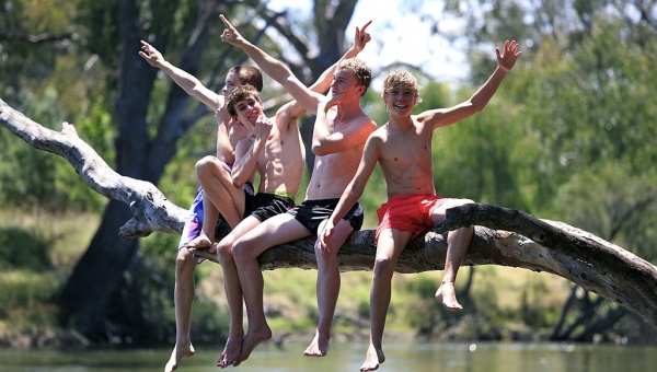 WRF Member Dr. Paul Hoole Offers "Three Touchpoints Raising Teenagers in the 21st Century"