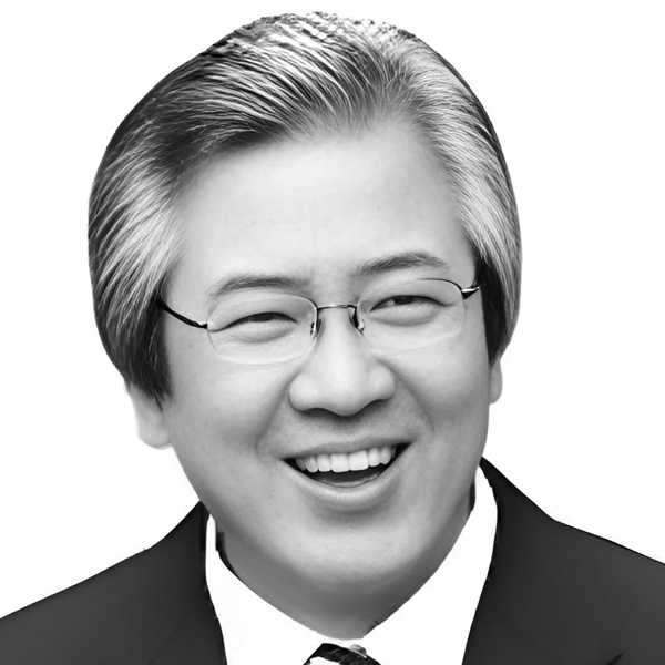 oh-jung-ho_bw.jpg